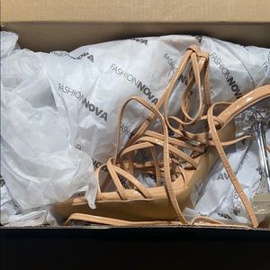 FashionNova Ruby Nude size 9